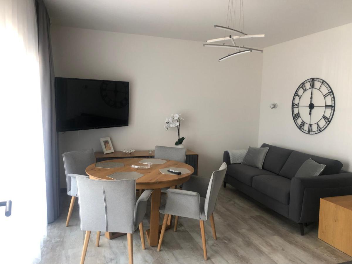 Apartament Lux Gray Basen, Spa Piec Morz سيانوزيتي المظهر الخارجي الصورة